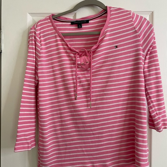 Tommy Hilfiger Womens Pink & White top with drawstring - Picture 2 of 4